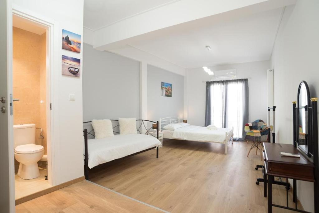 Monastiraki 3-4 Blue Sky Apartment Athena Bagian luar foto