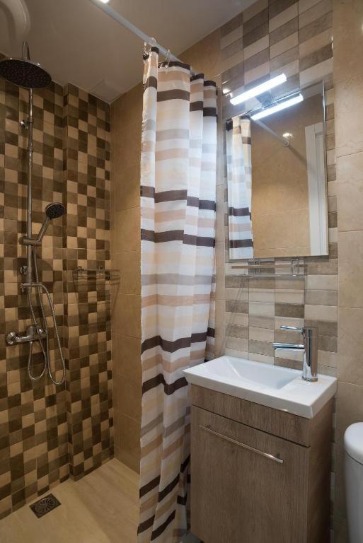 Monastiraki 3-4 Blue Sky Apartment Athena Bagian luar foto